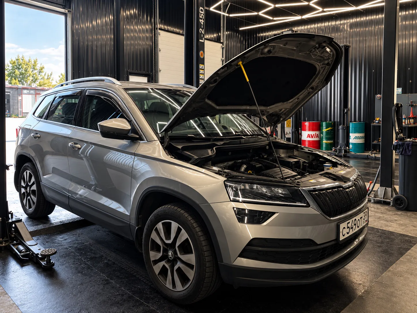 Skoda Karoq 1.4 TSI в сервисе «Там где масло» перед заменой масла в АКПП